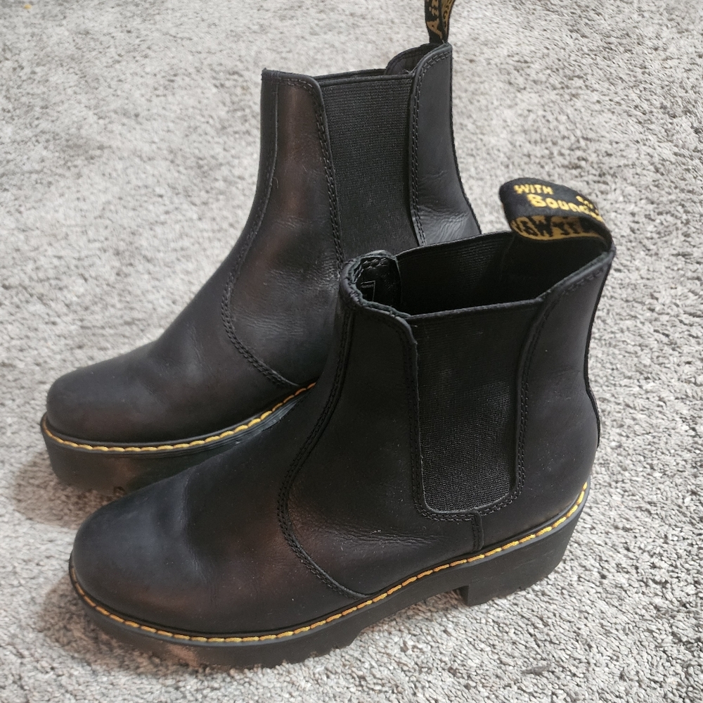 Black Chelsea Boots